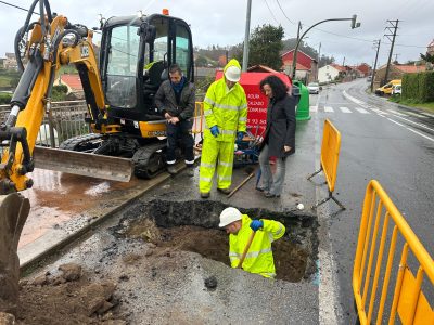O Concello inicia os traballos para dotar de abastecemento de auga municipal ao CEIP Ardán