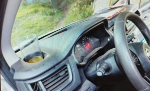 Persecución de película en Cangas a un conductor borracho implicado en un accidente