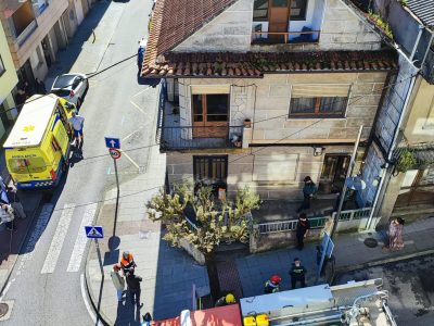 Susto en Moaña por un conato de incendio en la casa okupa de O Real