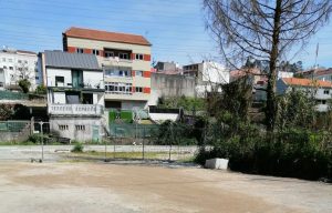 O Concello de Marín fai traballos de mantemento no aparcadoiro disuasorio de Ponte Zapal