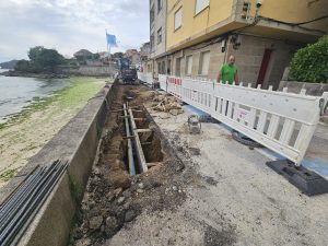 Comienzan las obras de urgencia para reabrir el paseo de O Con