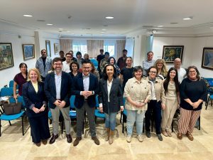 Marín recibe la visita institucional a su Lanzadera de Empleo