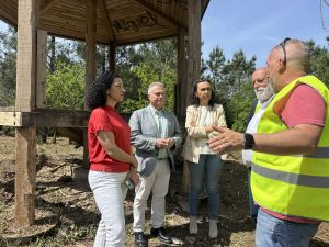 Avanza o Parque da Natureza en Castiñeiras, coa recuperación dun miradoiro e a creación de tres “bosques”