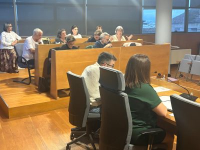 El retraso del pleno para aprobar el PIA del Saíñas evidencia nuevas tensiones en el tripartito de Cangas