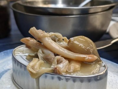 Las navajas de la Cofradía de Cangas sacan sobresaliente