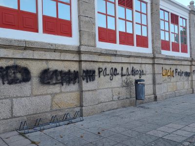 Identificado un joven por las pintadas en la plaza de abastos