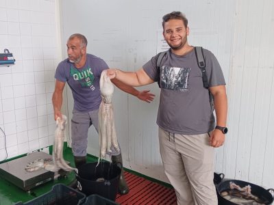 Un joven de 16 años conoce de primera mano el oficio del mar gracias al proyecto “Relevo Xeracional: O Futuro do Mar”