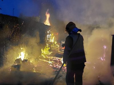 Arde parte de un restaurante en Menduiña
