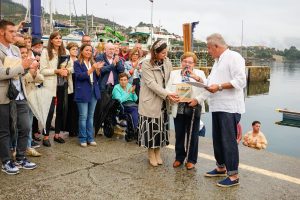 Villaverde destaca a ofrenda aos mariñeiros de Meira como un tributo de xustiza á memoria e ao traballo da xente do mar