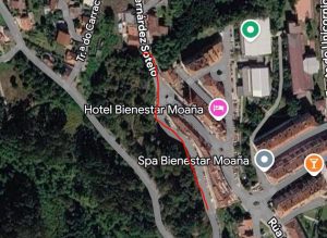 Moaña prohíbe aparcar desde este lunes en dos calles por trabajos de desbroce y limpieza