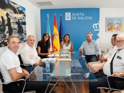 La Xunta aborda con los mejilloneros de Moaña las obras previstas en los puertos de Domaio y Moaña