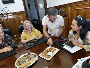 O alumnado de cociña do Obradoiro de Emprego testa as súas creacións no Concello