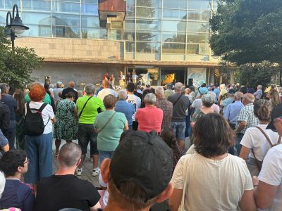 Centenares de vecinos de O Morrazo dan su apoyo a Ceuta