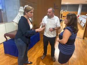 El tripartito saca adelante el remanente con el voto del PP