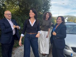 Allegue confía en que Cangas acabe a tiempo los pisos sociales